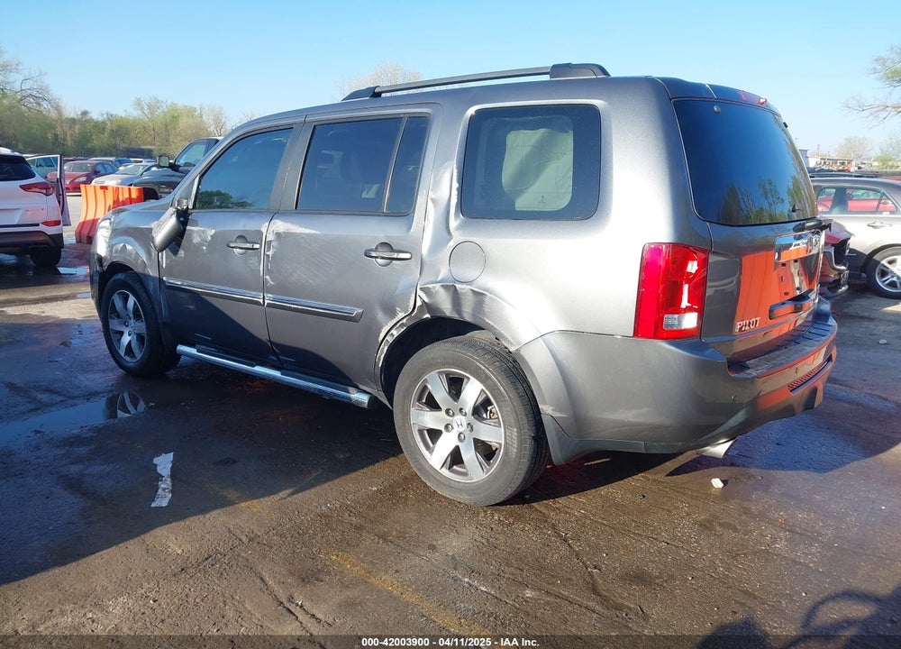 2012 HONDA PILOT TOURING VIN: 5FNYF4H91CB027886