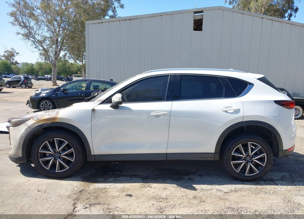 2018 MAZDA CX-5 GRAND TOURING VIN: JM3KFBDM7J0390197