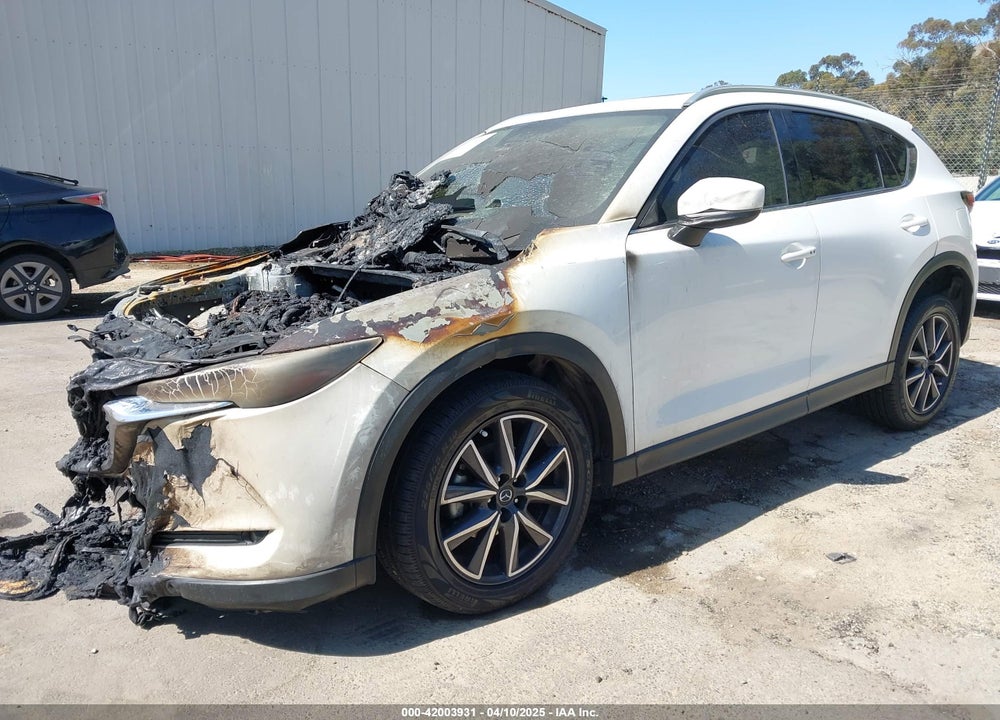 2018 MAZDA CX-5 GRAND TOURING VIN: JM3KFBDM7J0390197
