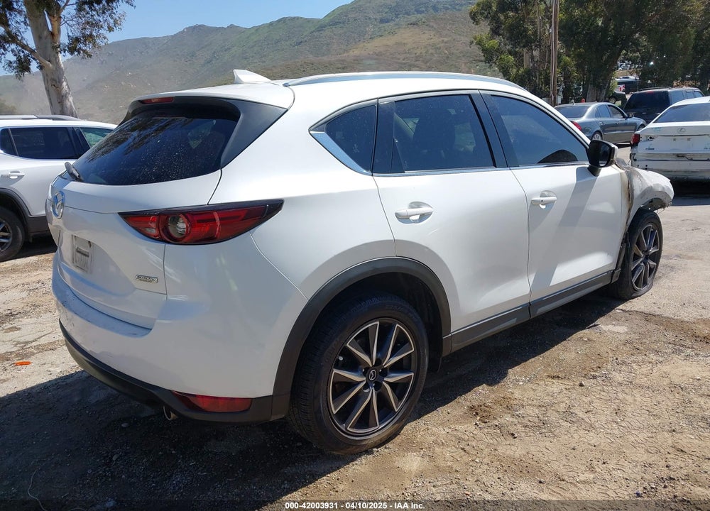 2018 MAZDA CX-5 GRAND TOURING VIN: JM3KFBDM7J0390197