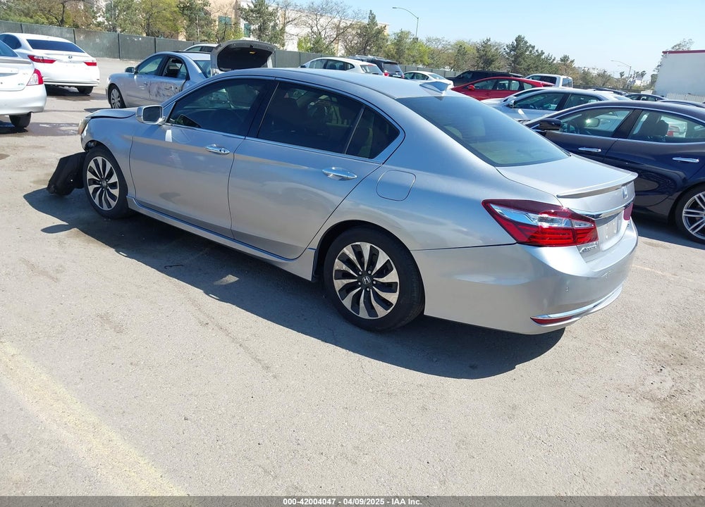 2017 HONDA ACCORD VIN: JHMCR6F7XHC006343