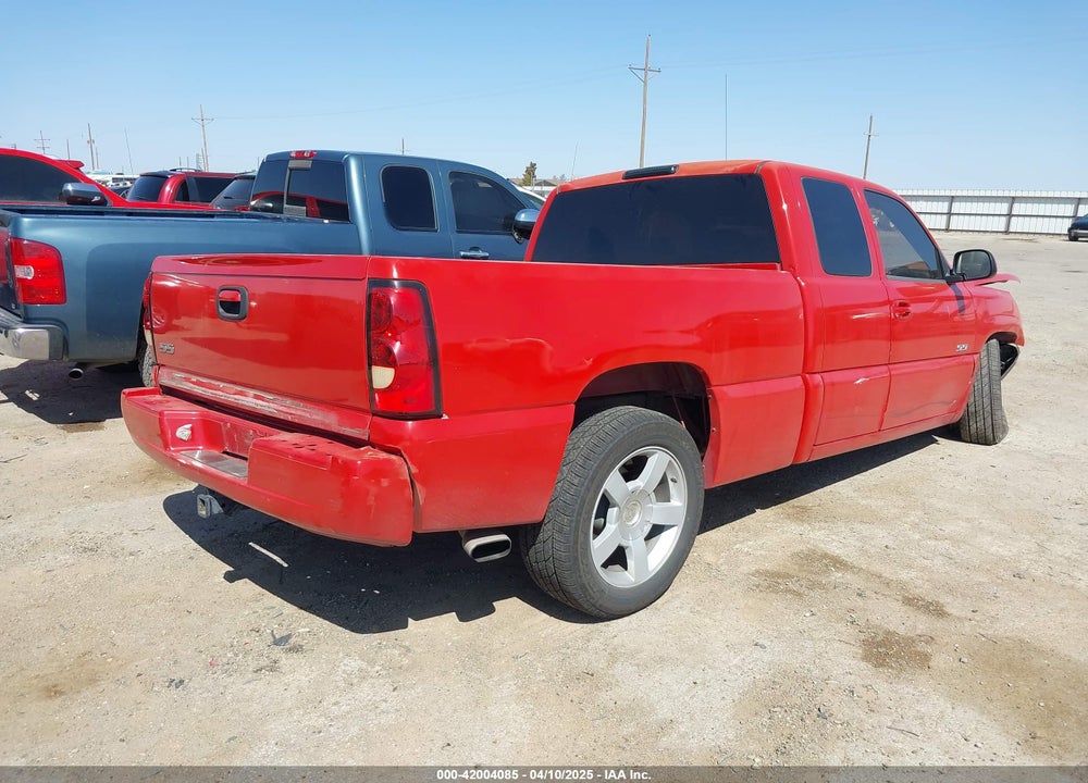 2003 CHEVROLET SILVERADO 1500 SS VIN: 2GCEK19N131352985