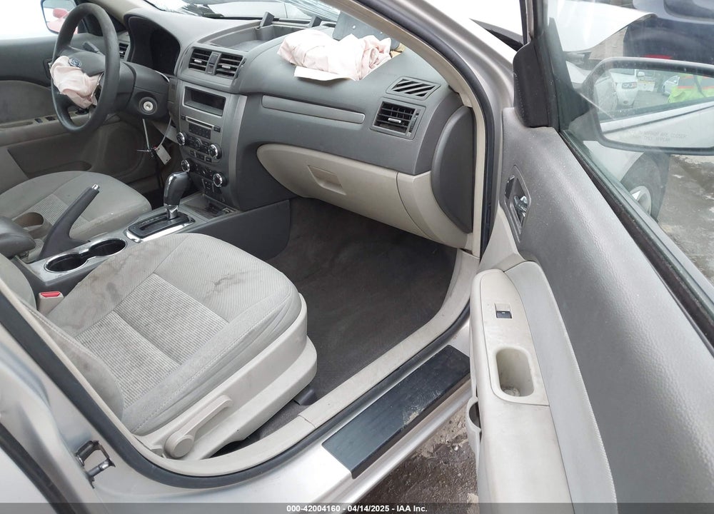 2010 FORD FUSION VIN: 3FAHP0HA1AR305042