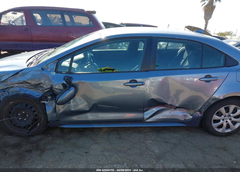 2022 TOYOTA COROLLA VIN: 5YFEPMAE1NP271519