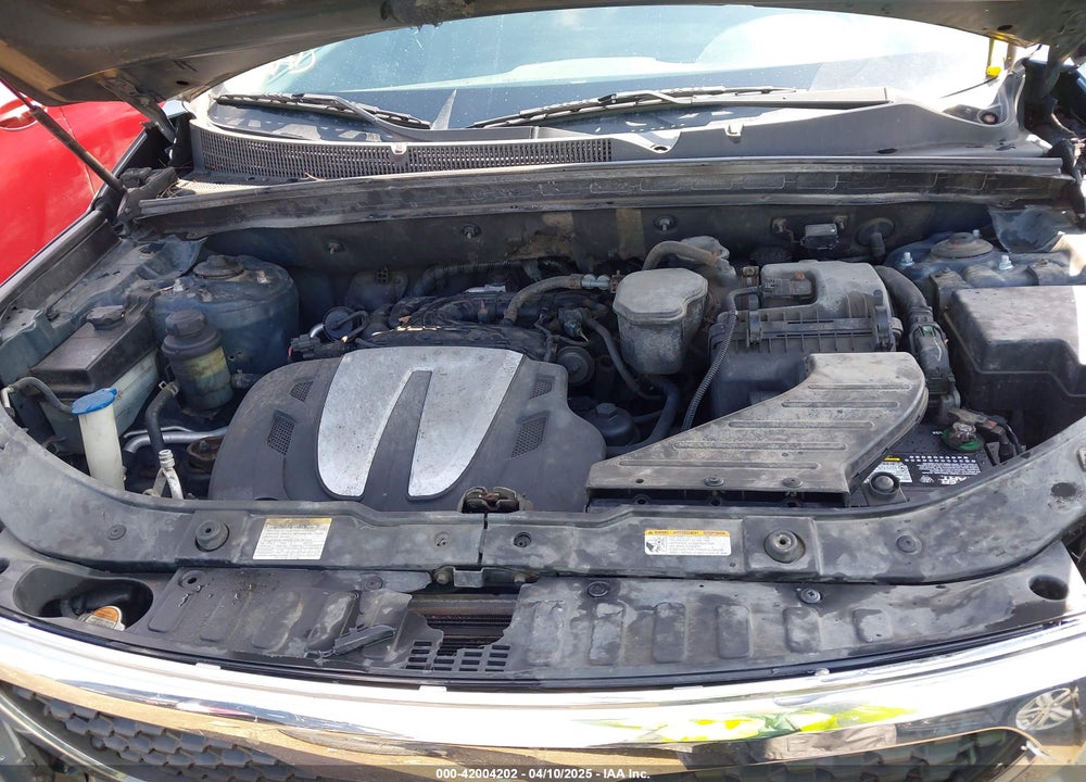 2011 KIA SORENTO LX V6 VIN: 5XYKT4A24BG124079