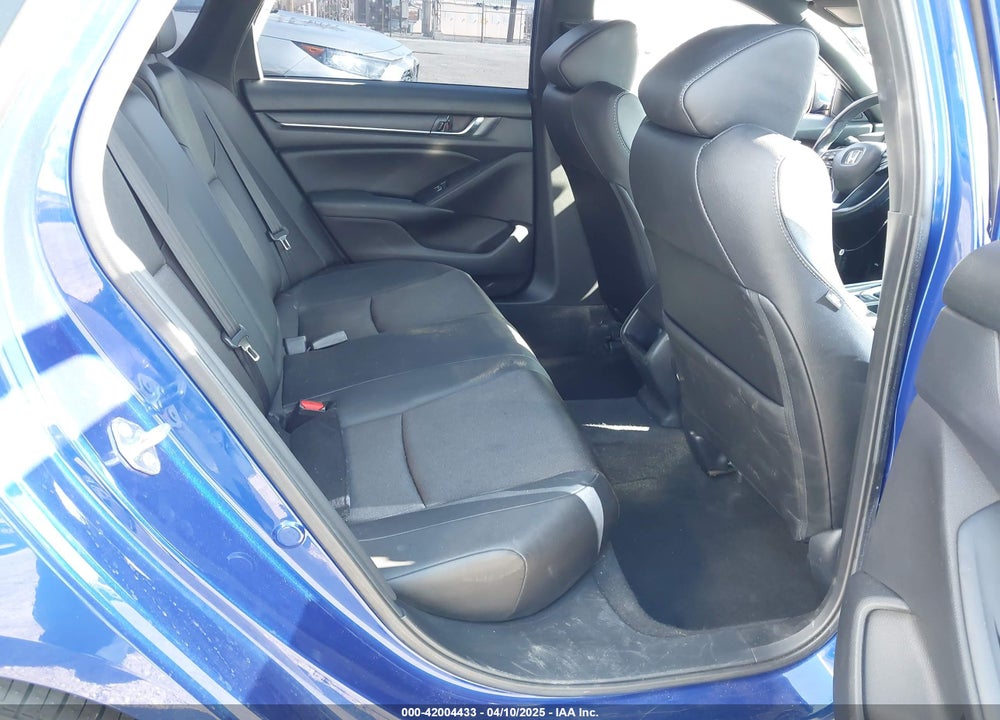 2020 HONDA ACCORD VIN: 1HGCV1F30LA073360