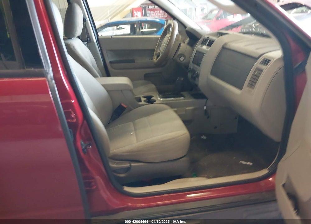 2011 FORD ESCAPE VIN: 1FMCU0DG3BKB80084