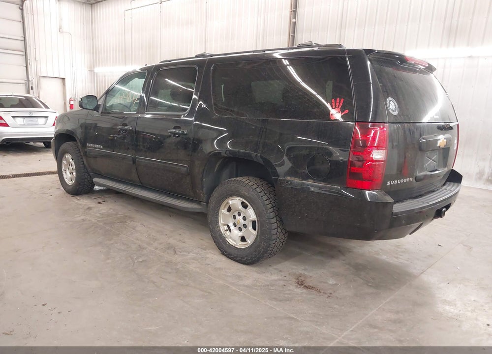 2013 CHEVROLET SUBURBAN 1500 LT VIN: 1GNSKJE74DR144996