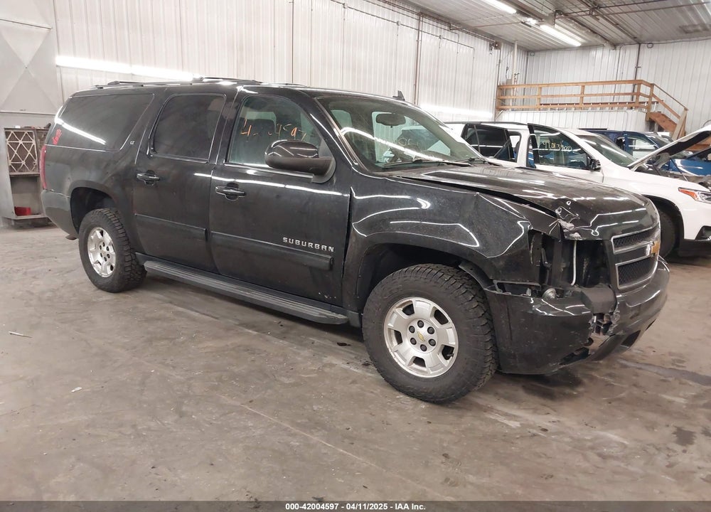2013 CHEVROLET SUBURBAN 1500 LT VIN: 1GNSKJE74DR144996