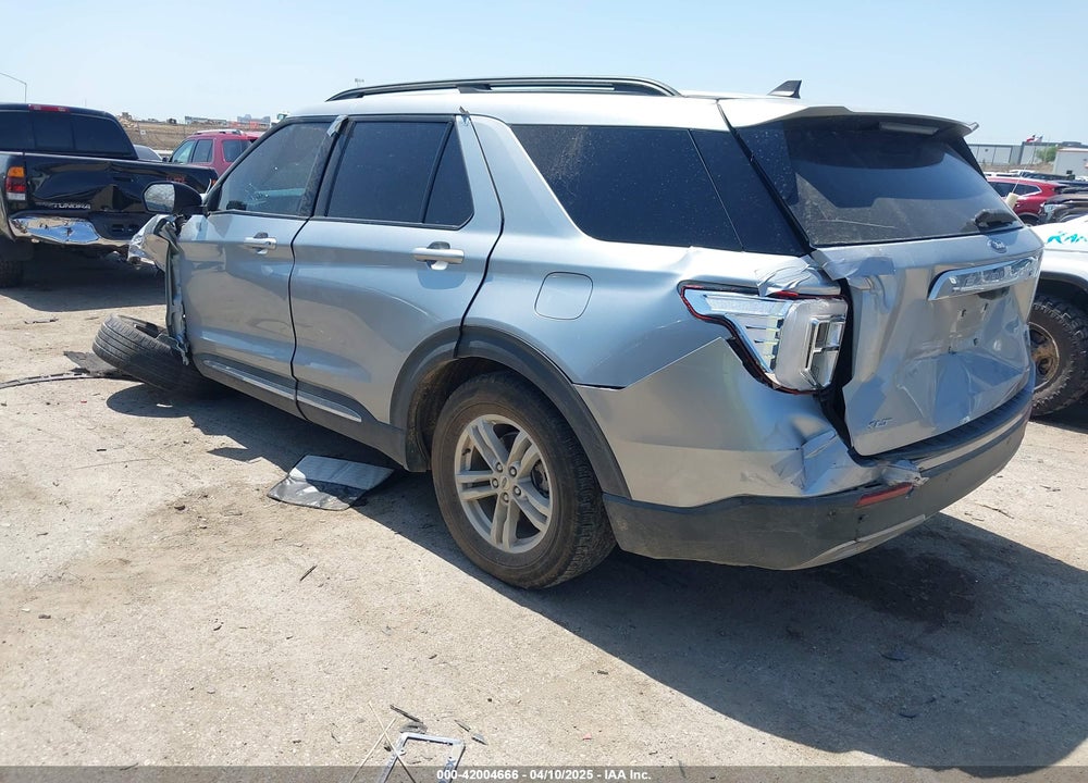 2023 FORD EXPLORER XLT VIN: 1FMSK7DH0PGA57226