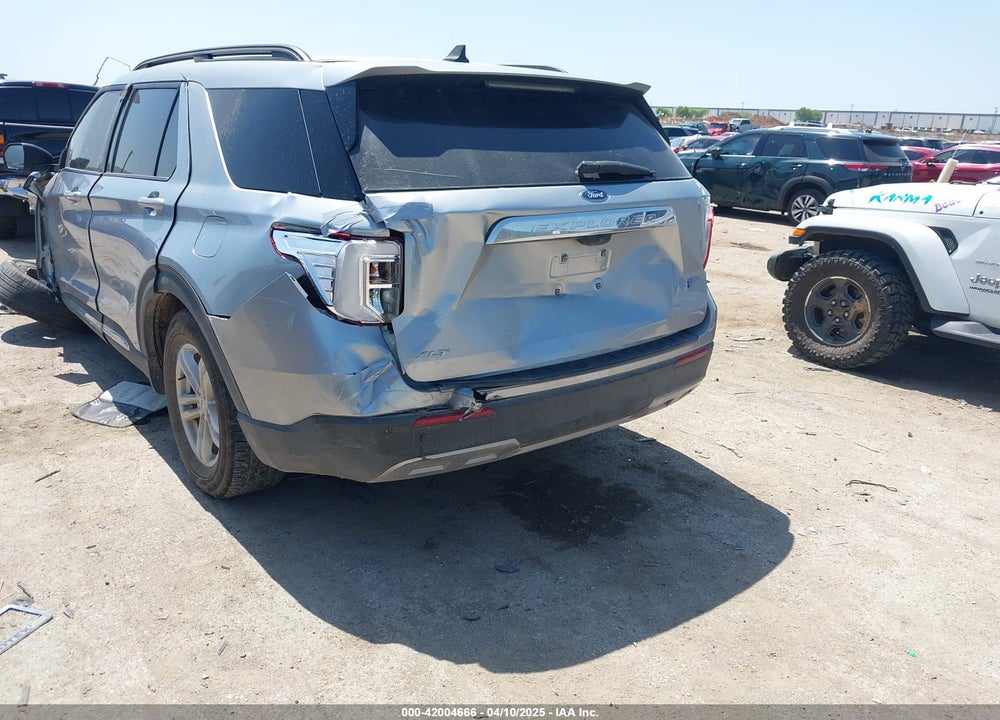 2023 FORD EXPLORER XLT VIN: 1FMSK7DH0PGA57226