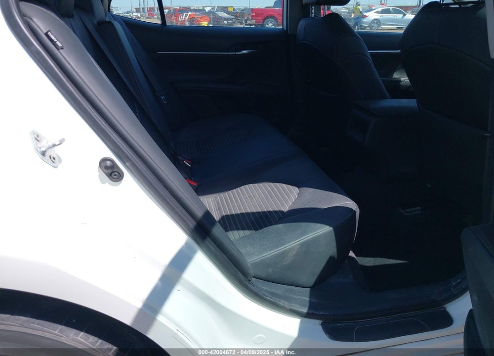 2021 TOYOTA CAMRY VIN: 4T1G11AK6MU417666