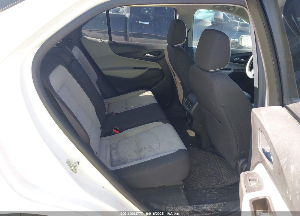 2018 CHEVROLET EQUINOX VIN: 2GNAXJEV3J6237348