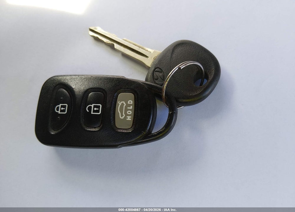 2011 HYUNDAI ELANTRA VIN: 5NPDH4AE6BH016351