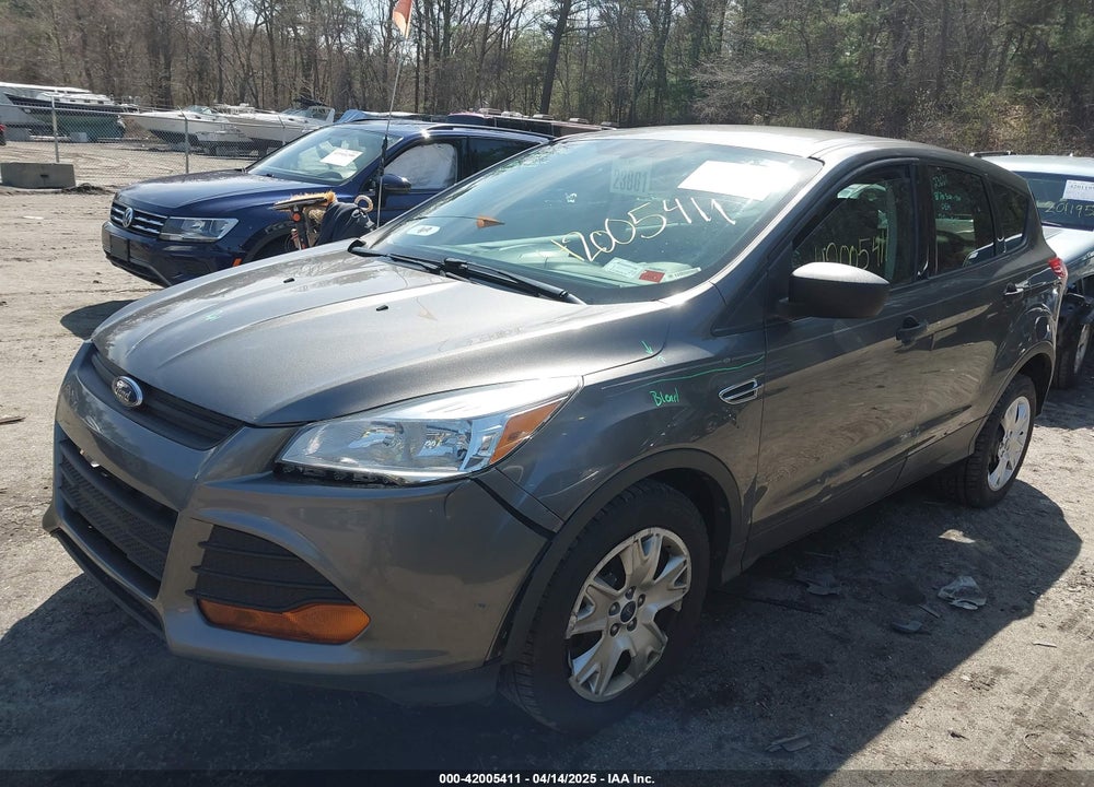 2014 FORD ESCAPE S VIN: 1FMCU0F7XEUA04848