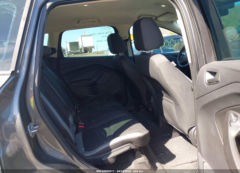 2014 FORD ESCAPE S VIN: 1FMCU0F7XEUA04848