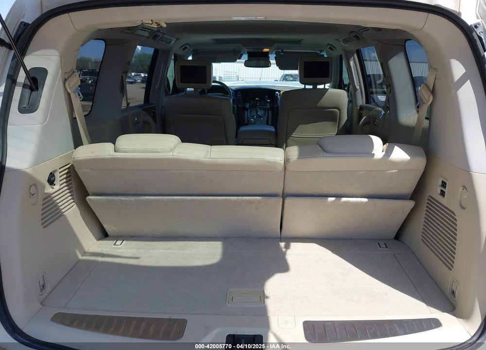 2014 INFINITI QX80 VIN: JN8AZ2NF8E9555630