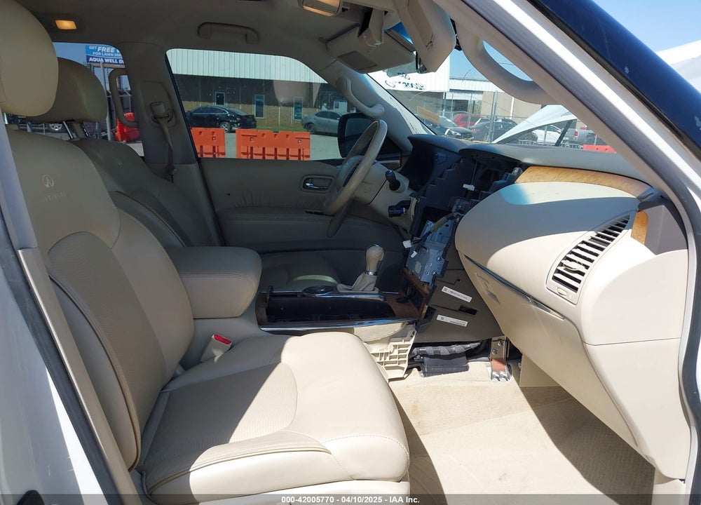 2014 INFINITI QX80 VIN: JN8AZ2NF8E9555630