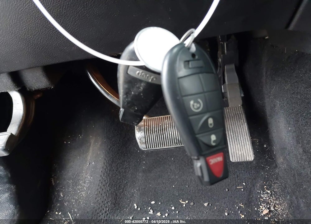 2013 JEEP GRAND CHEROKEE LAREDO VIN: 1C4RJFAG0DC556512