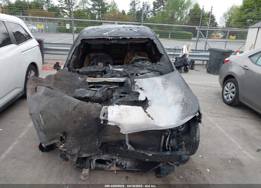 2019 CHEVROLET EQUINOX VIN: 2GNAXHEVXK6224218
