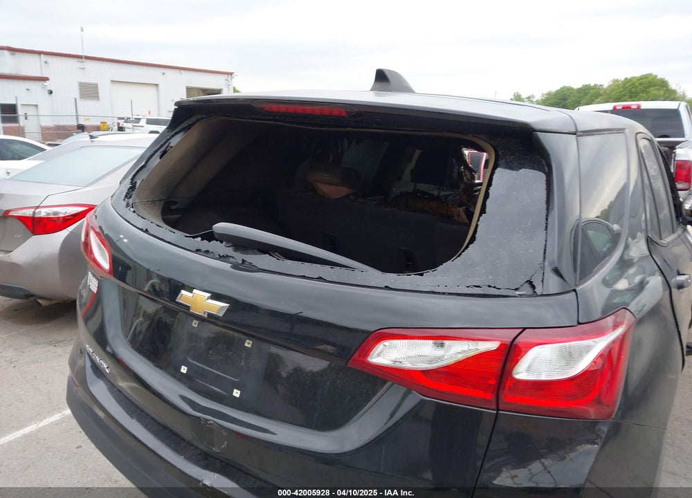 2019 CHEVROLET EQUINOX VIN: 2GNAXHEVXK6224218