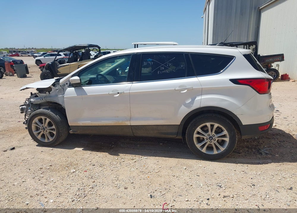2019 FORD ESCAPE SE VIN: 1FMCU0GD5KUA56050