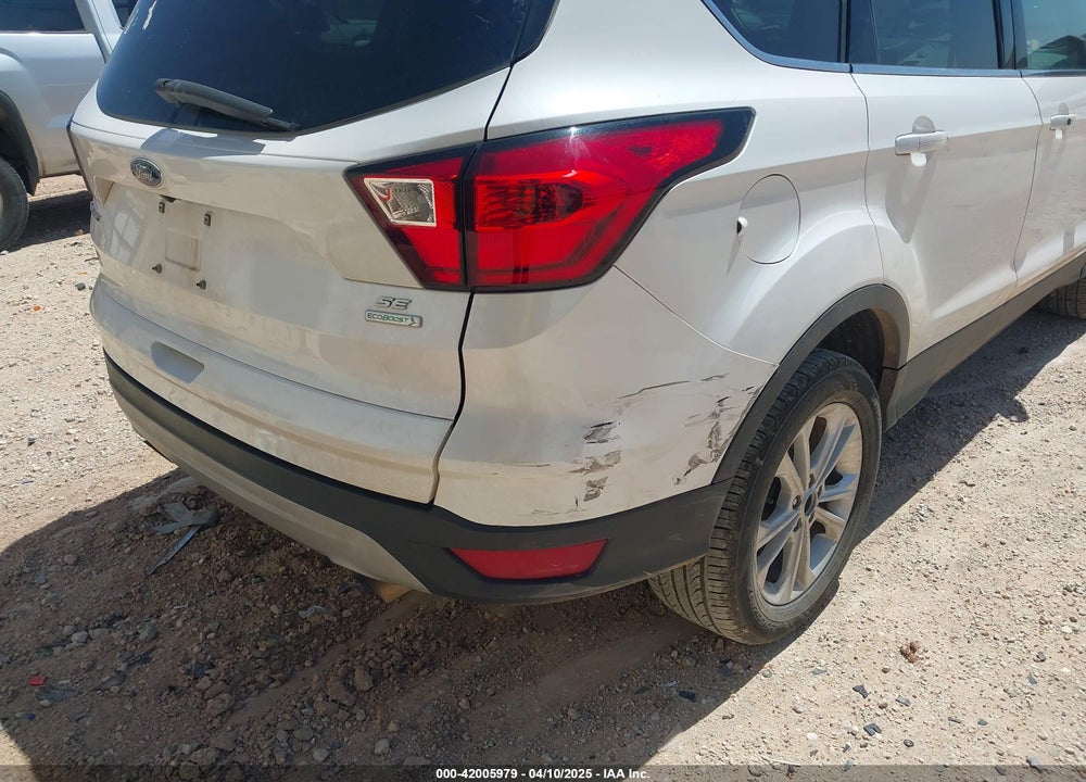 2019 FORD ESCAPE SE VIN: 1FMCU0GD5KUA56050