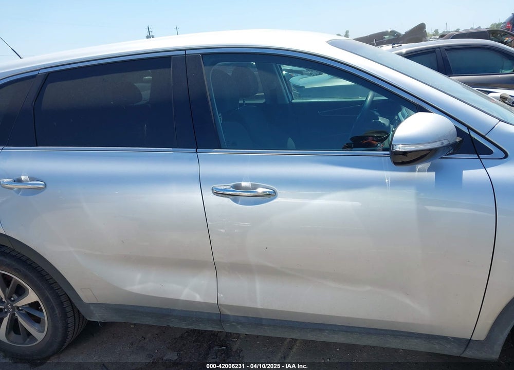 2020 KIA SORENTO 3.3L LX VIN: 5XYPG4A58LG669899