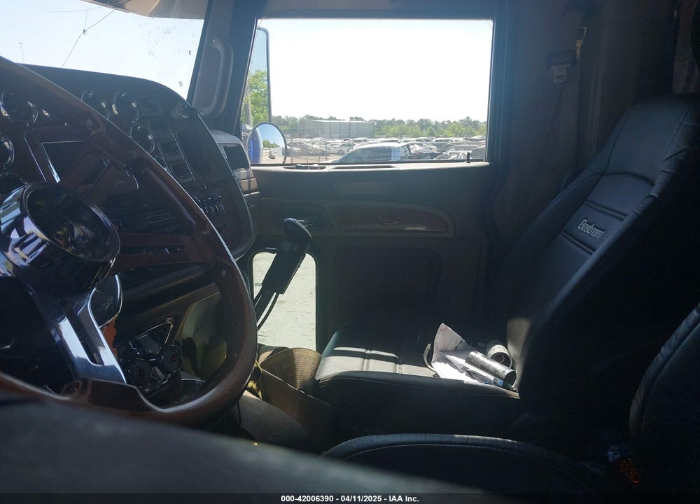 2007 PETERBILT 379 VIN: 1XP5D49X27N734944