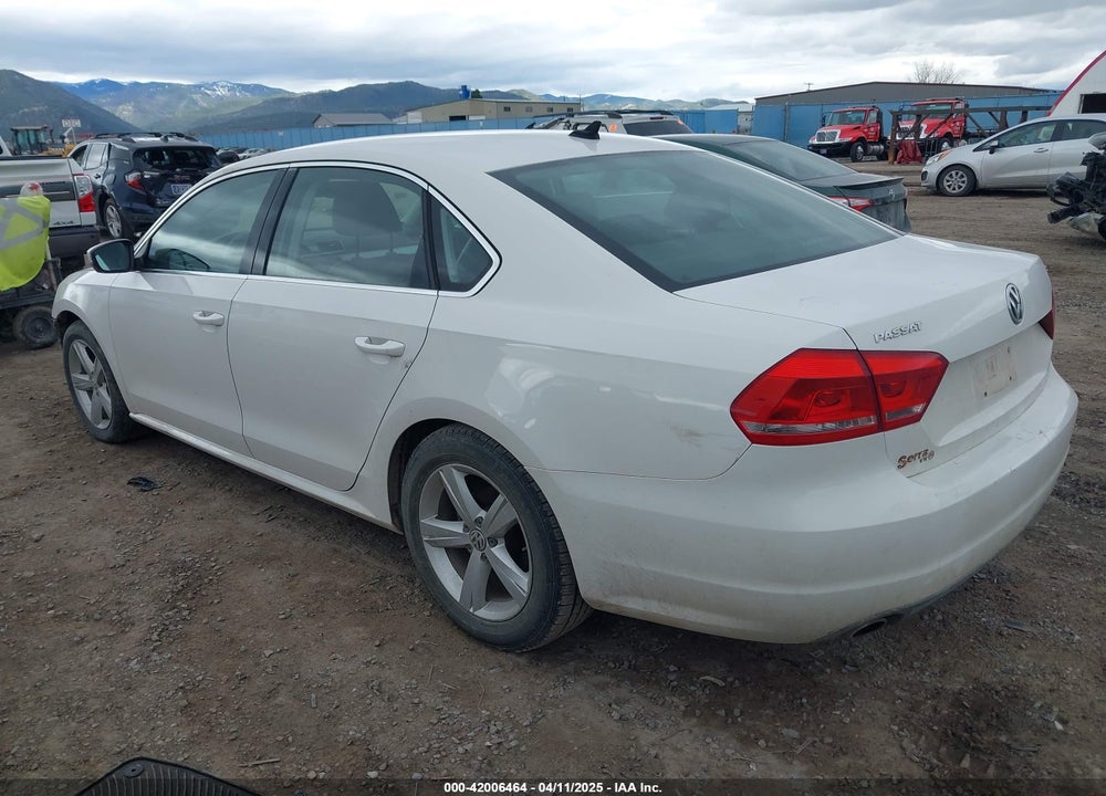 2013 VOLKSWAGEN PASSAT 2.5L SE VIN: 1VWBP7A34DC150667