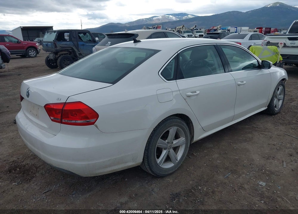 2013 VOLKSWAGEN PASSAT 2.5L SE VIN: 1VWBP7A34DC150667