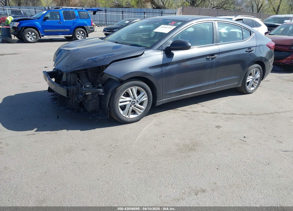 2020 HYUNDAI ELANTRA VIN: 5NPD84LF2LH576679
