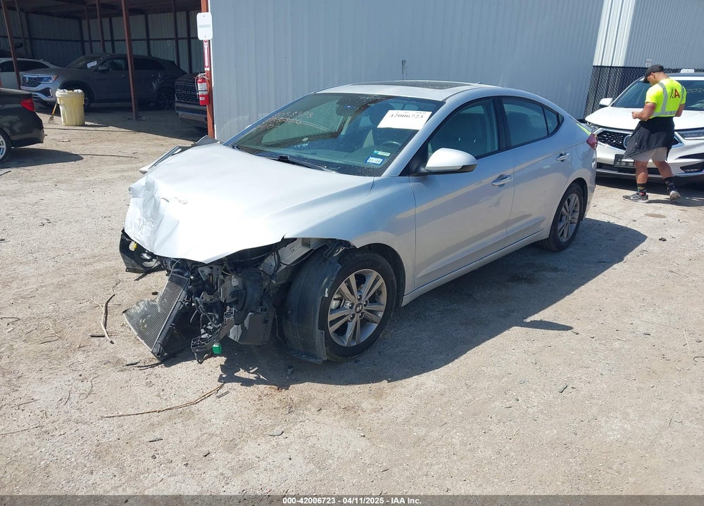 2018 HYUNDAI ELANTRA VIN: KMHD84LF2JU665926
