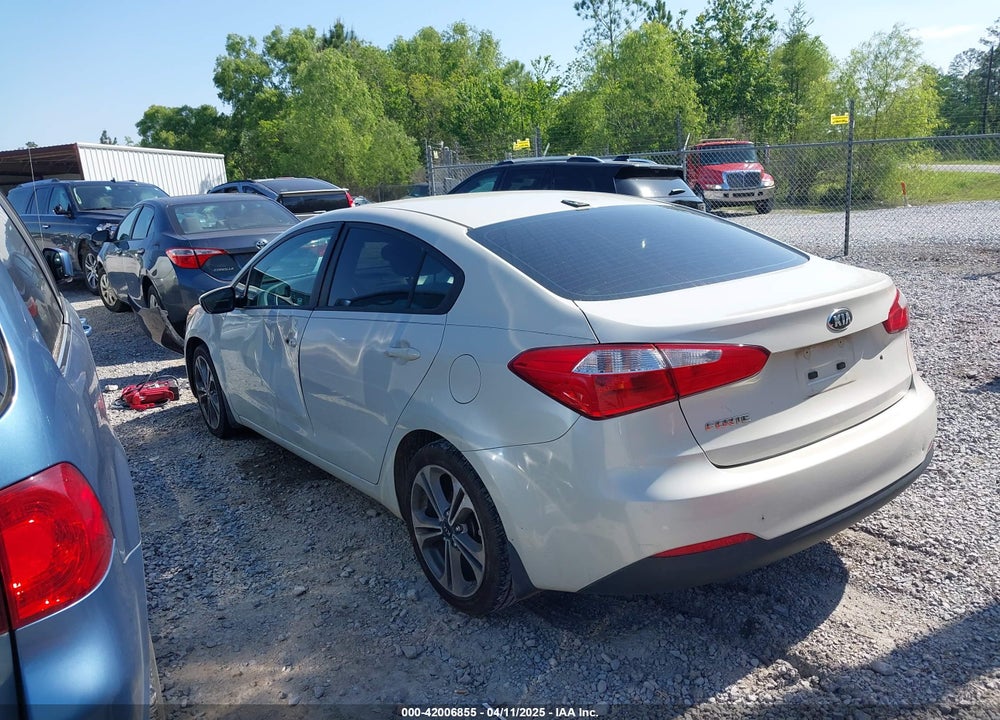 2015 KIA FORTE VIN: KNAFK4A60F5275794