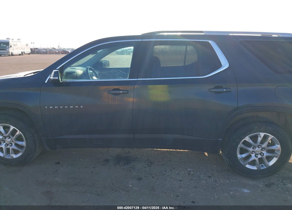 2018 CHEVROLET TRAVERSE 1LT VIN: 1GNEVGKW3JJ191465