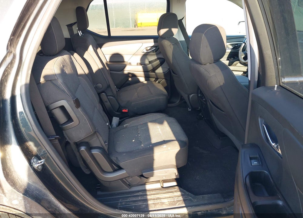 2018 CHEVROLET TRAVERSE 1LT VIN: 1GNEVGKW3JJ191465