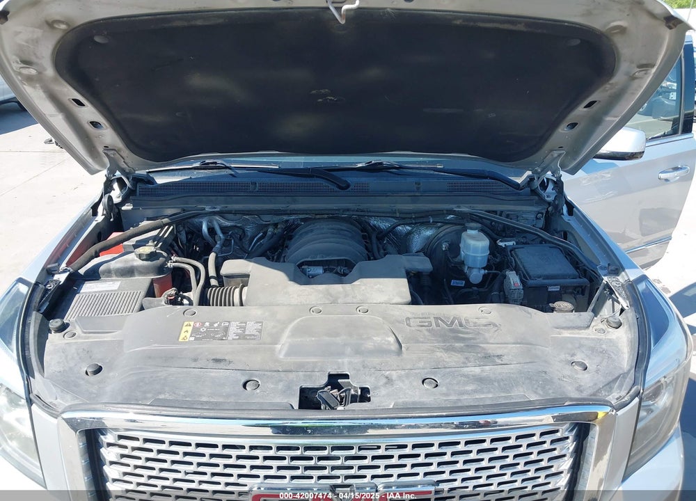 2017 GMC YUKON DENALI VIN: 1GKS1CKJ5HR395866
