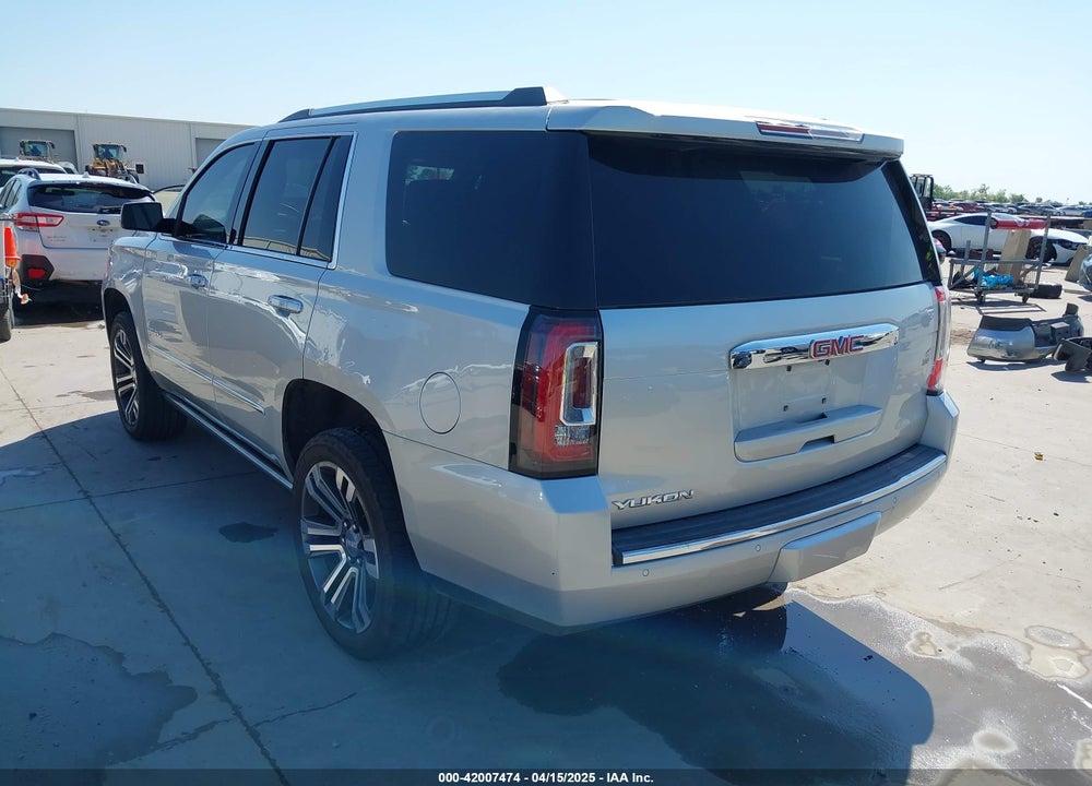 2017 GMC YUKON DENALI VIN: 1GKS1CKJ5HR395866