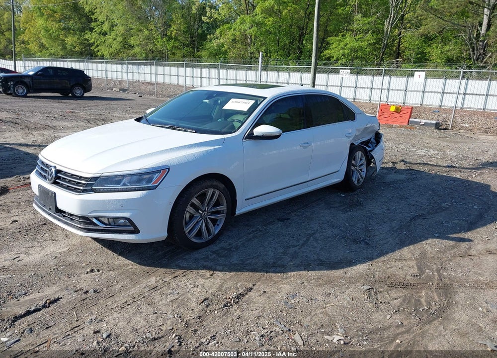2017 VOLKSWAGEN PASSAT VIN: 1VWCT7A34HC067858