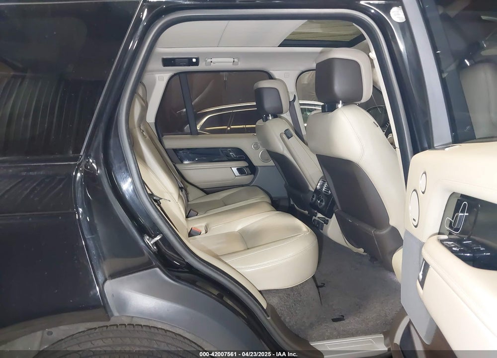 2020 LAND ROVER RANGE ROVER HSE VIN: SALGS2RU7LA573804