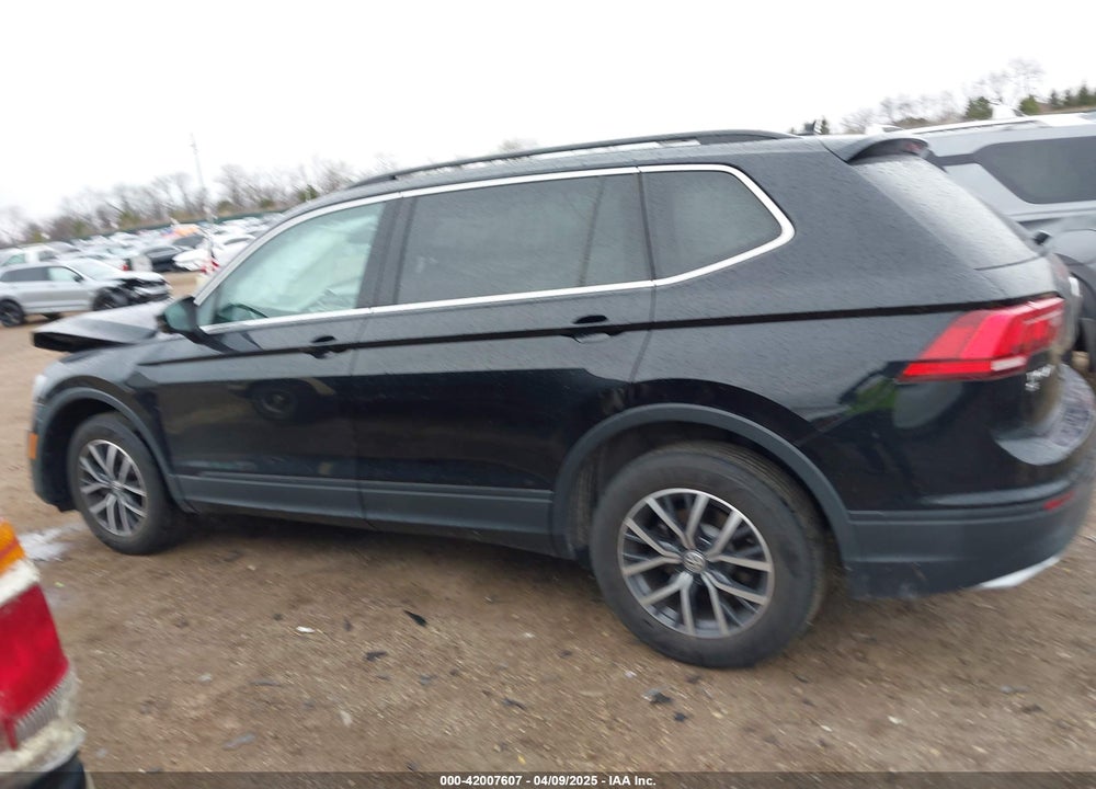 2019 VOLKSWAGEN TIGUAN VIN: 3VV2B7AX5KM194520