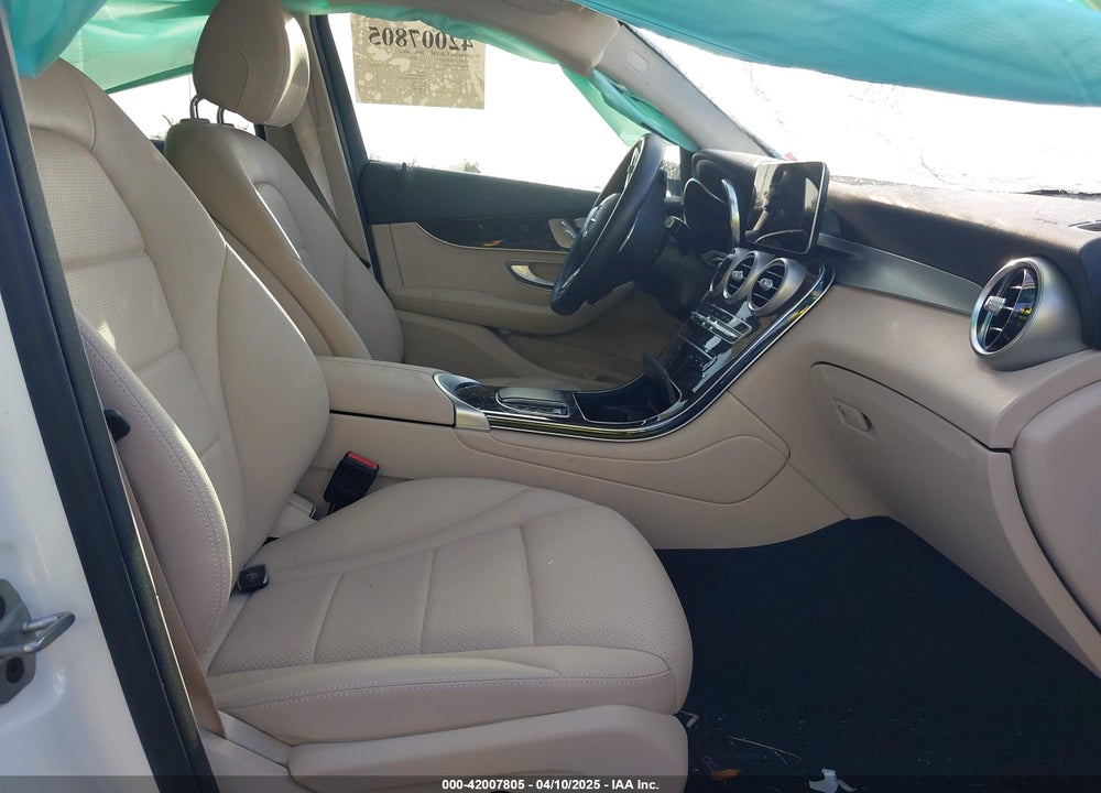 2022 MERCEDES-BENZ GLC 300 SUV VIN: W1N0G8DB3NV336380