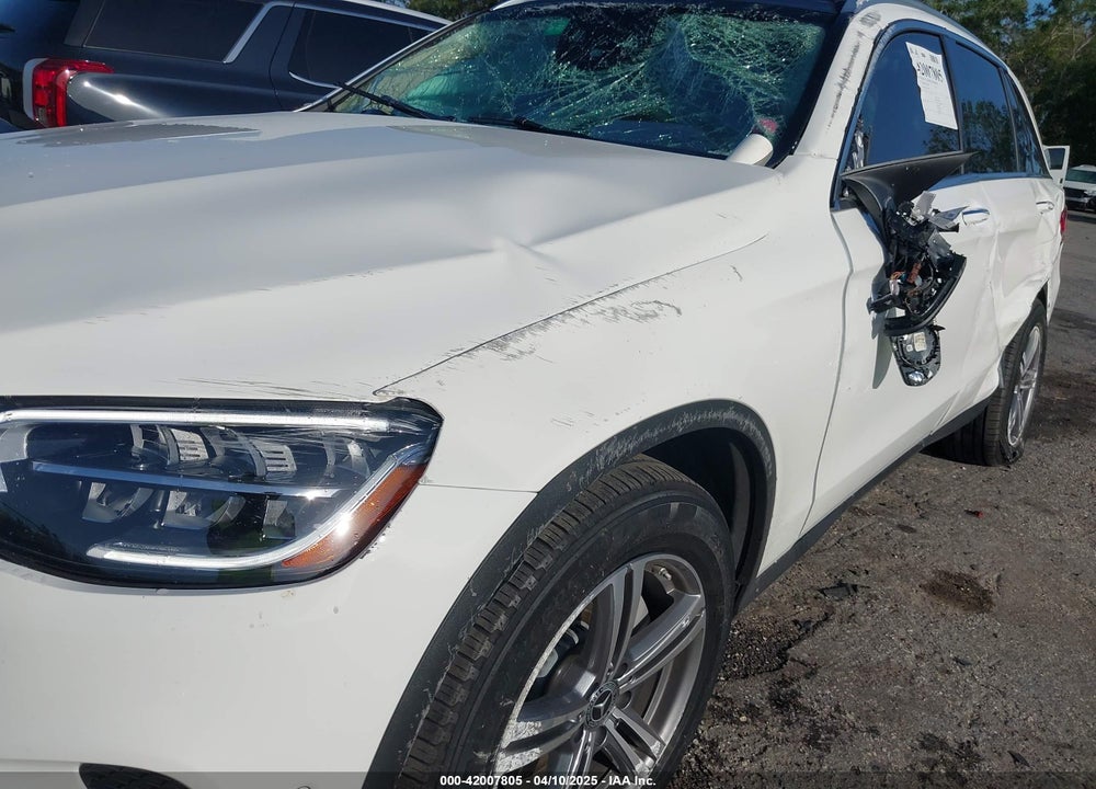 2022 MERCEDES-BENZ GLC 300 SUV VIN: W1N0G8DB3NV336380