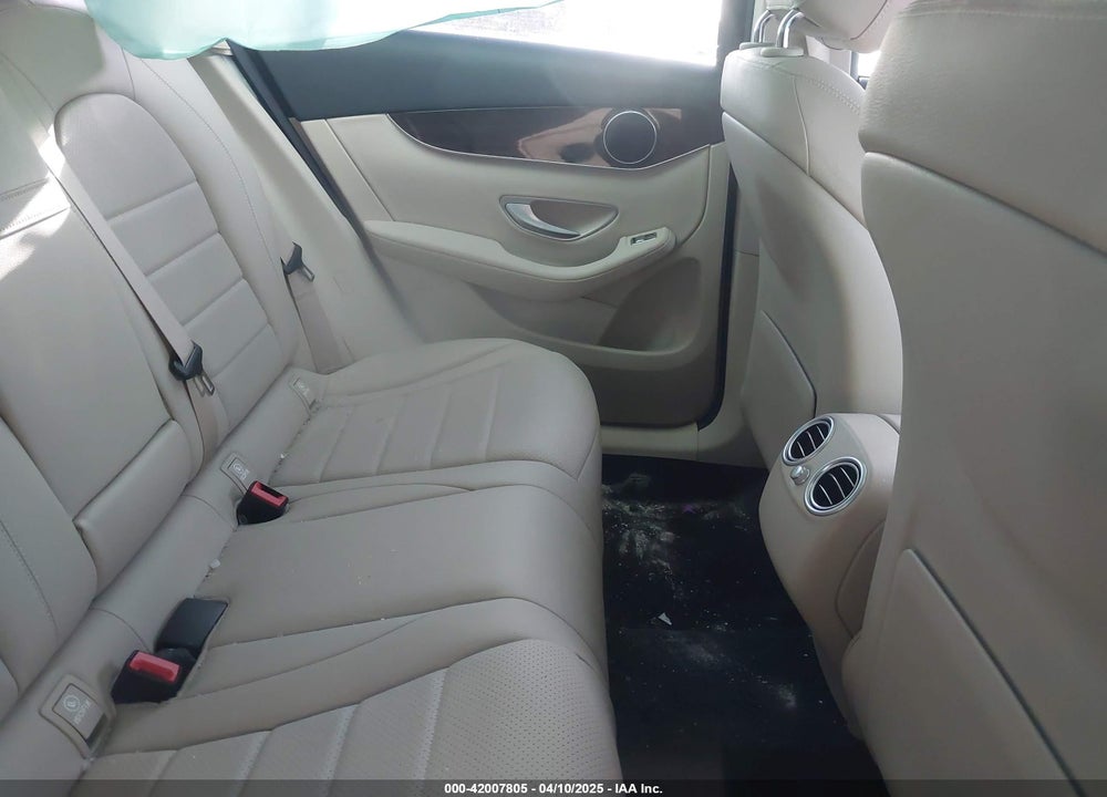 2022 MERCEDES-BENZ GLC 300 SUV VIN: W1N0G8DB3NV336380