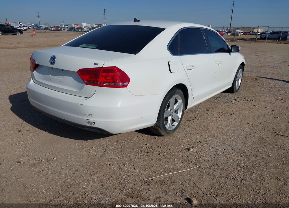 2013 VOLKSWAGEN PASSAT VIN: 1VWBH7A32DC062245