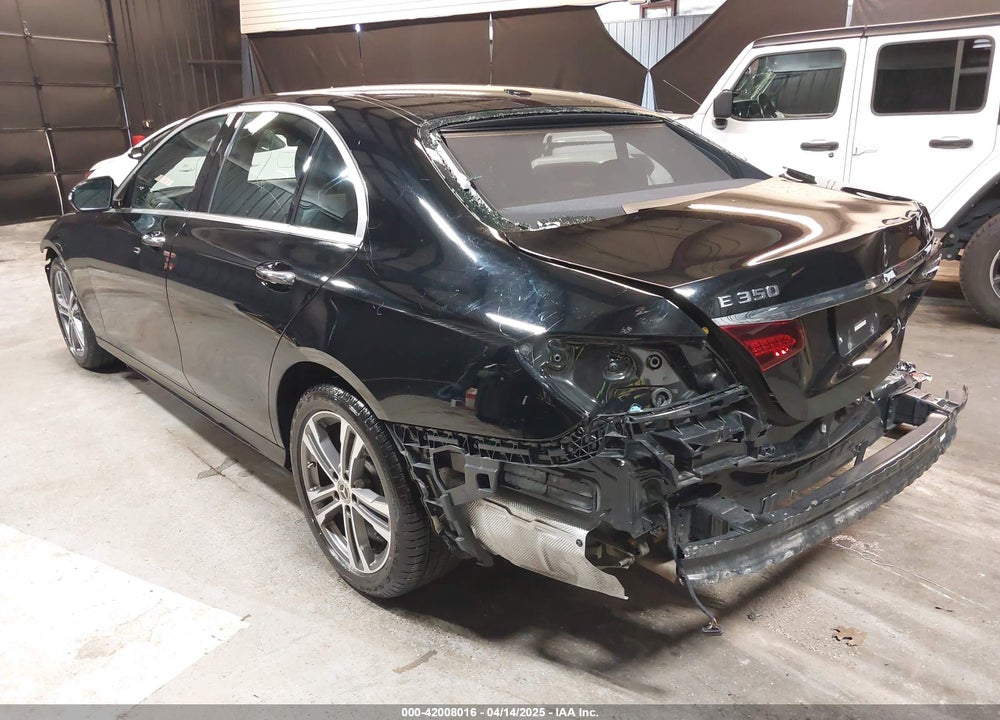 2021 MERCEDES-BENZ E 350 VIN: W1KZF8EB4MA957140