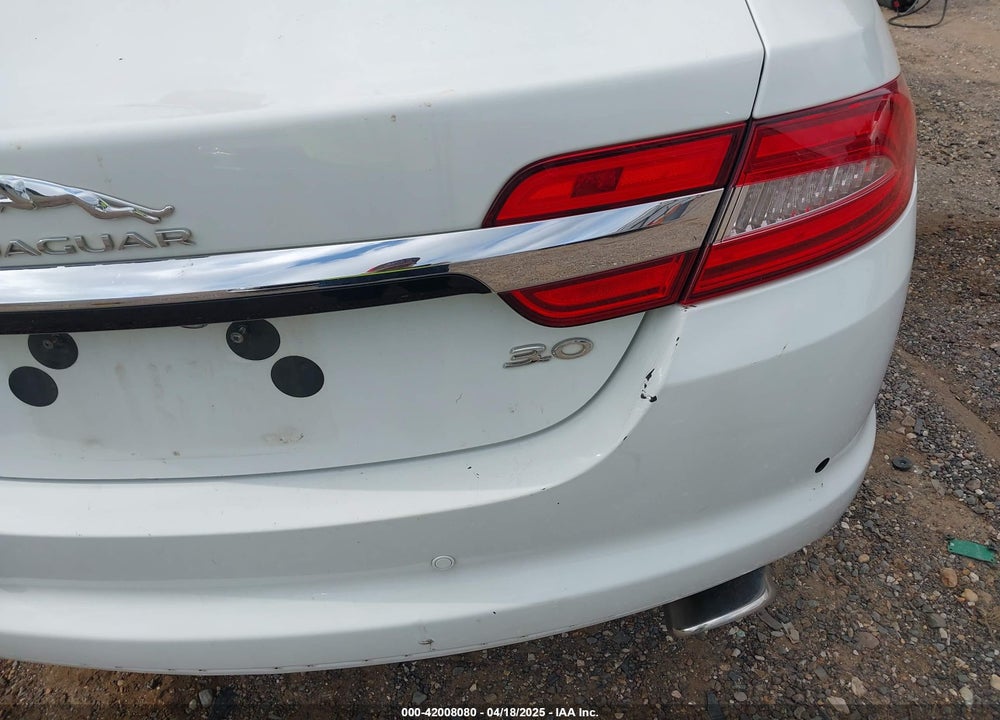2015 JAGUAR XF 3.0 PORTFOLIO/3.0 SPORT VIN: SAJWA0F74F8U58177