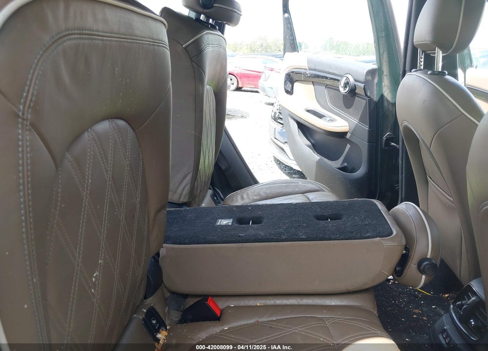 2019 MINI COUNTRYMAN VIN: WMZYT5C53K3J88318