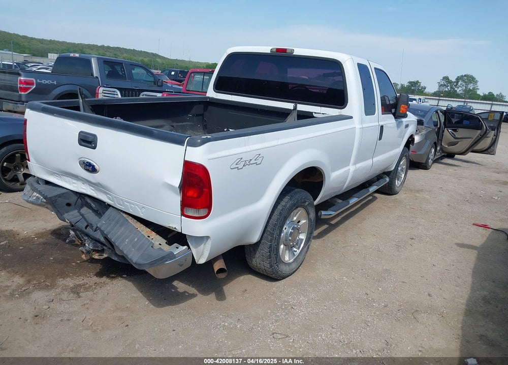 2005 FORD F-250 LARIAT/XL/XLT VIN: 1FTSX21525EB11704
