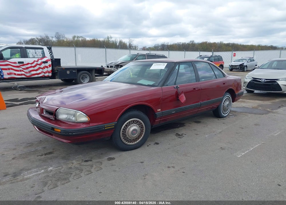1992 OLDSMOBILE 88 VIN: 1G3HN53L5NH362244